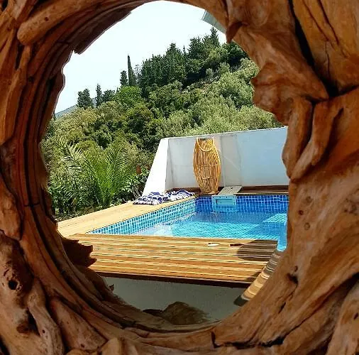 Luxury Athina Villa