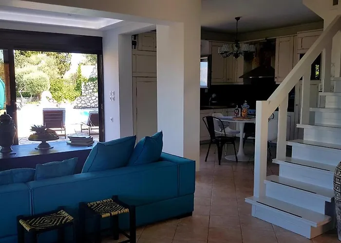 Villa Luxury Athina Nikiana