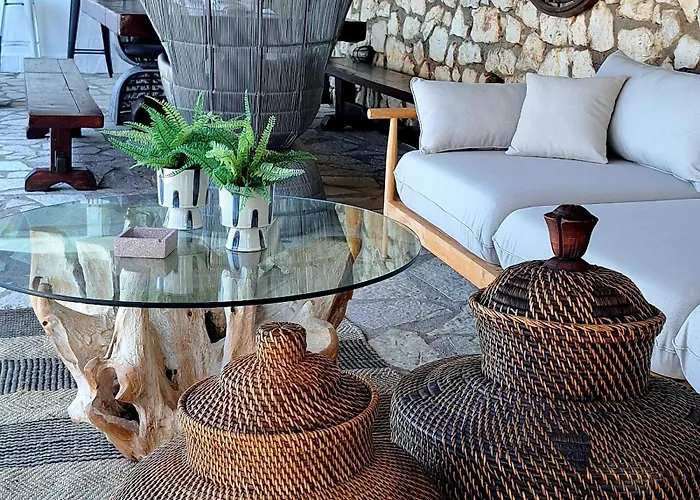 Luxury Athina Villa *