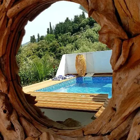 Luxury Athina Villa