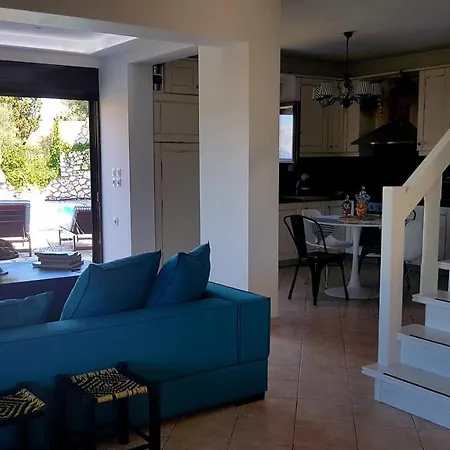 Villa Luxury Athina Nikiana